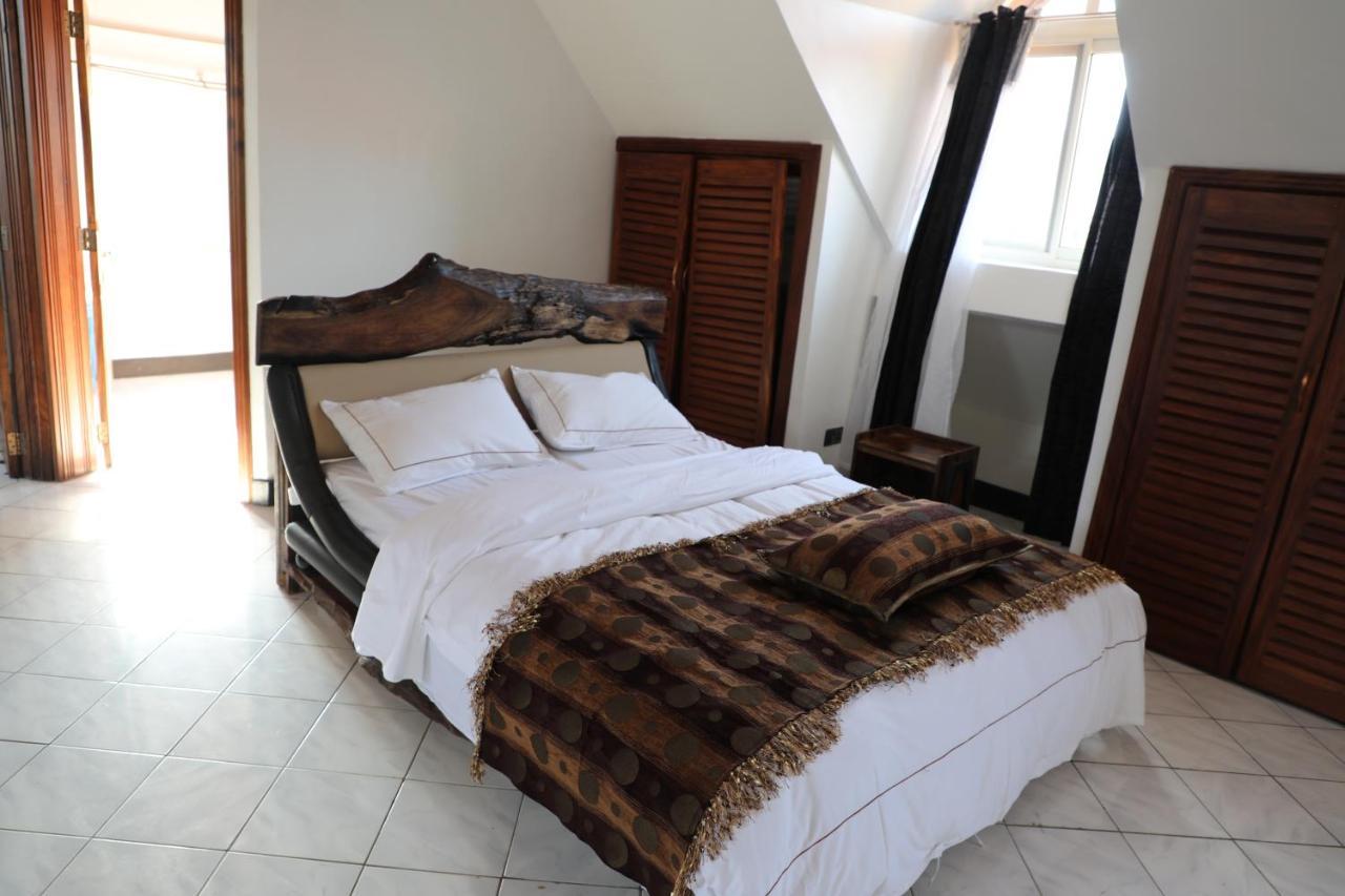 Stallion Place - Bed And Breakfast Kampala Buitenkant foto